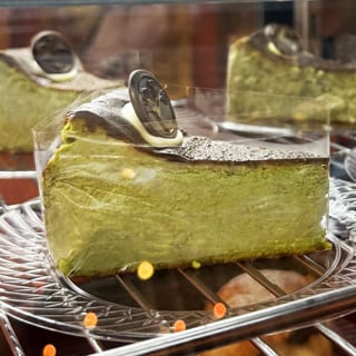 Matcha Basque Cheesecake