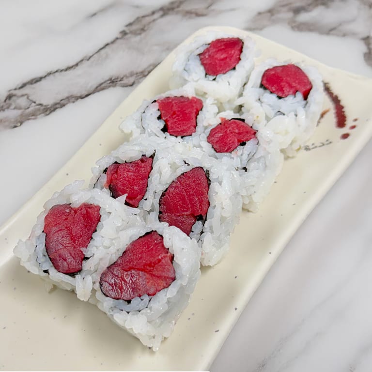 Delicious Tuna Roll Experience